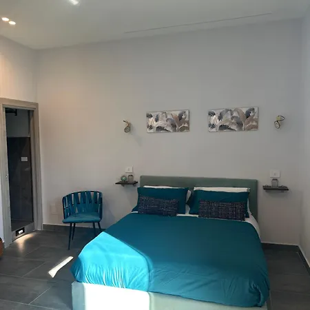 Zeta Boutique Guest house *